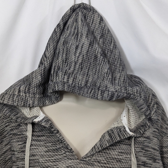 Saturday Sunday Cropped Metallic Shimmer Hoodie Sz M - Picture 3 of 13